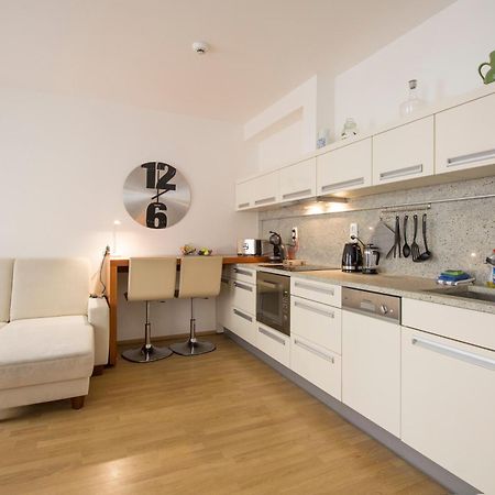 Luxurious Apartment Near Prague Castle Exterior foto